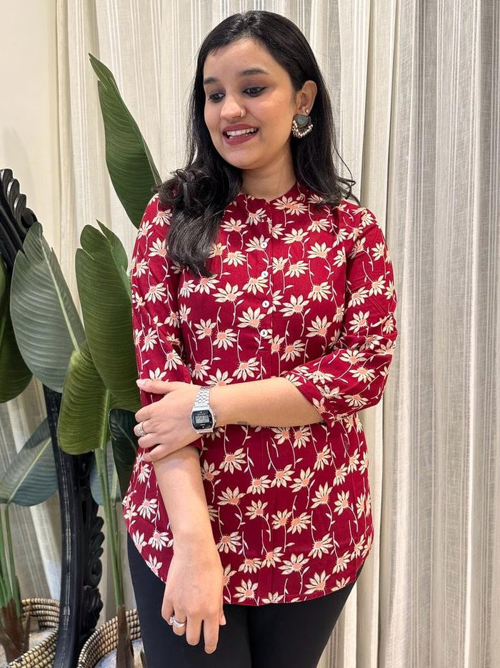 Weekend Rayon Short Kurta- Maroon Floral Jaal