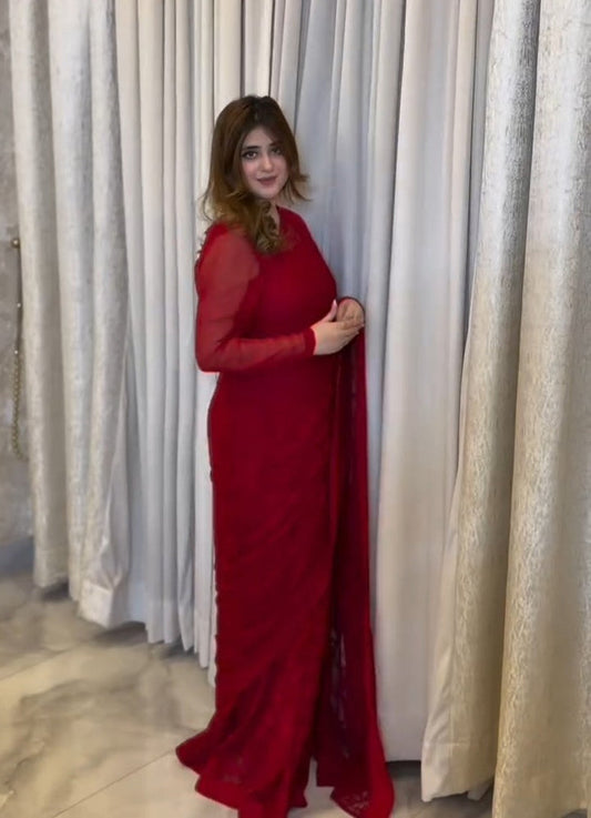 1 Minute saree: Chantilly Lace