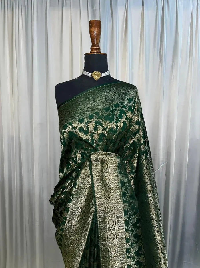 Banarsi Silk: Nori