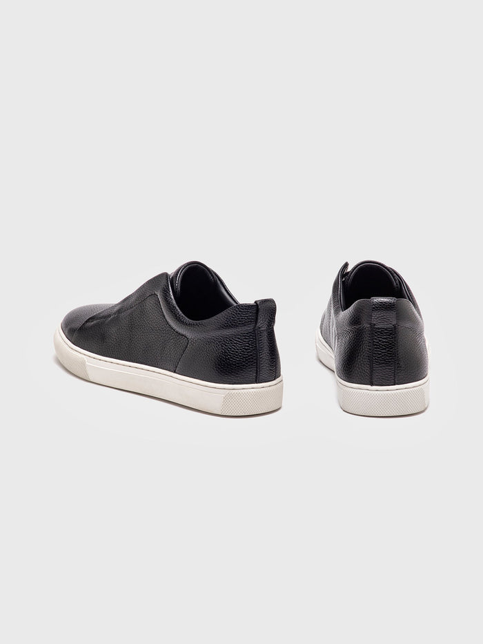 sneakers / Black Smart Premium Sneakers
