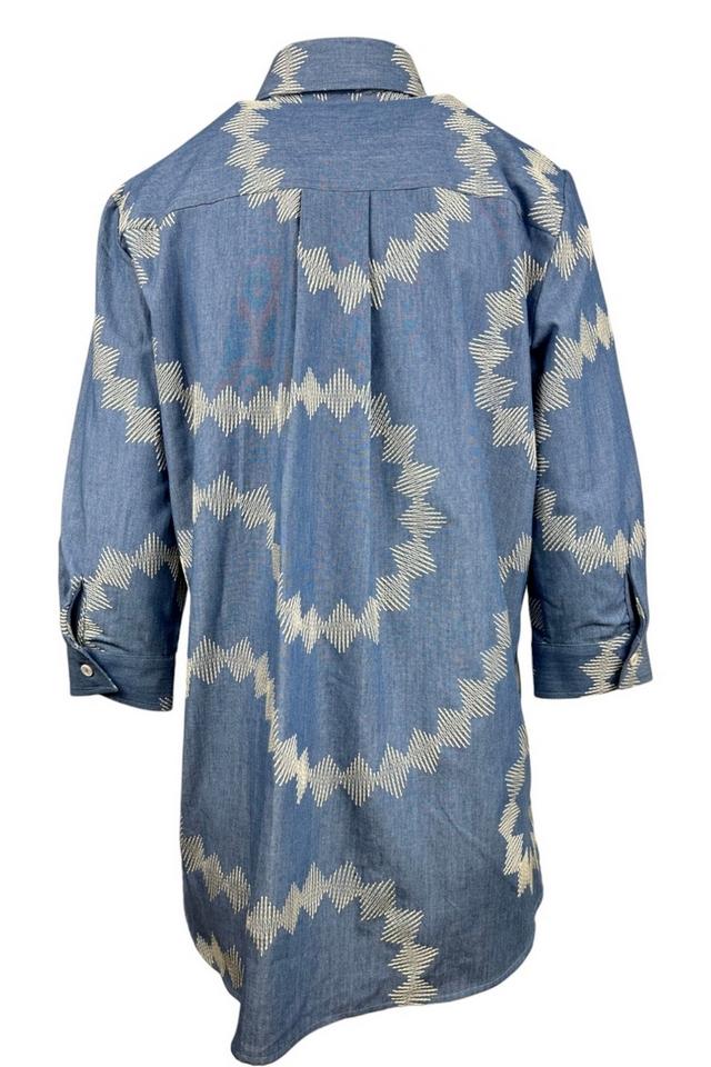 camicia donna in chambrai con ricami azzurro