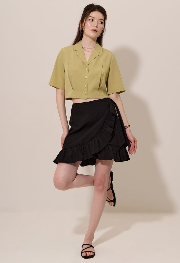 Cropped Fitted Hem Short Sleeve Top