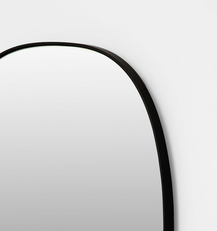 Ebb Black