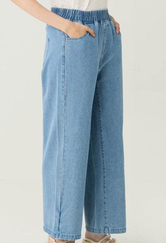 Elastic Waistband Straight Cut Jeans
