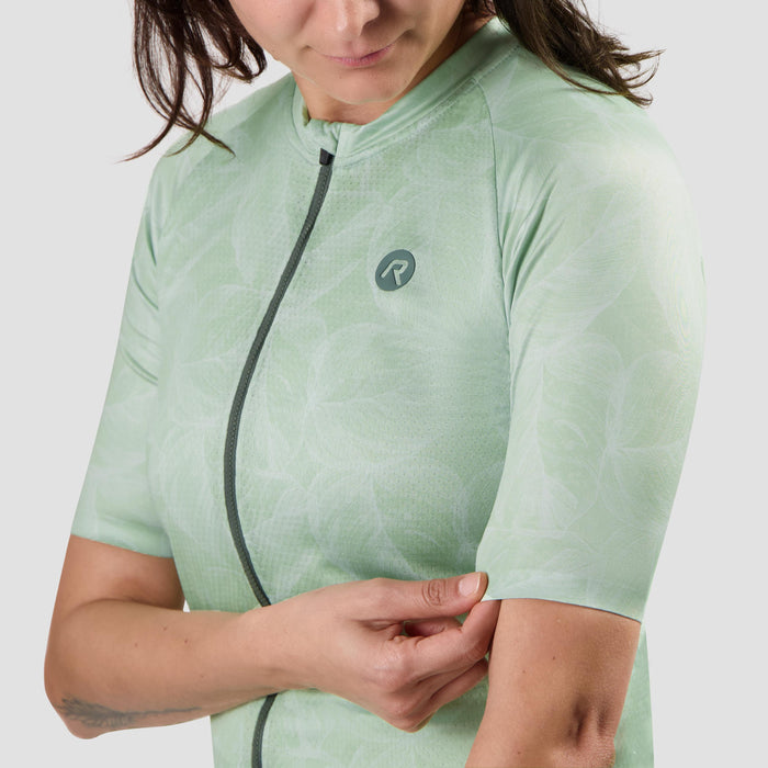 Detail van Rogelli Essential Graphic II fietsshirt dames mint korte mouw.