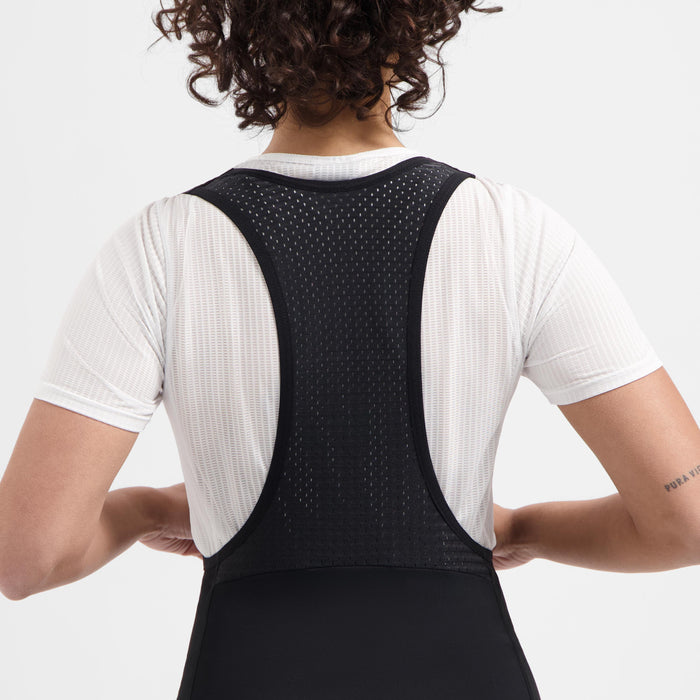 Detail van Rogelli Essential III korte fietsbroek dames zwart achterkant.