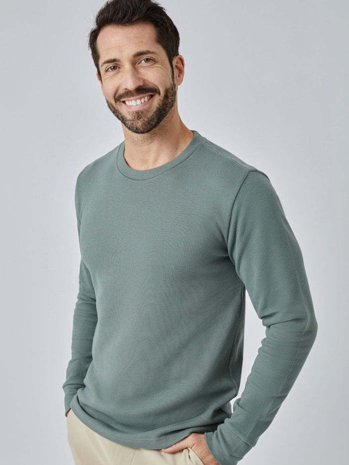 Patrick is 5'10", 163LBS and wears a size M # Foundation Thermal Long Sleeve Crew 3-Pack | Mercury Green Thermal | Fresh Clean Threads