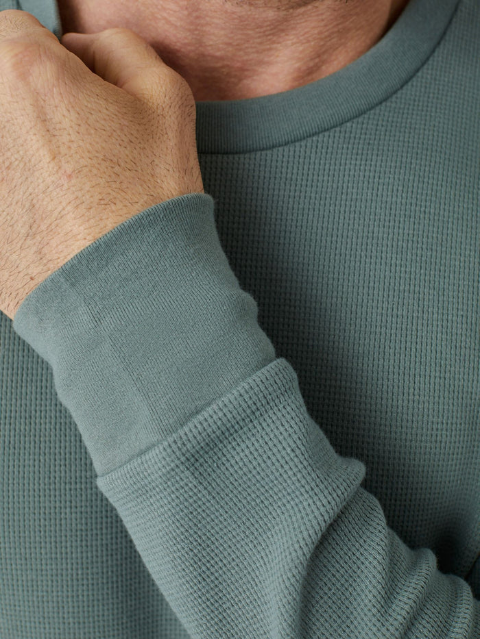 Foundation Thermal Long Sleeve Crew 3-Pack | Closeup Thermal Details | Fresh Clean Threads