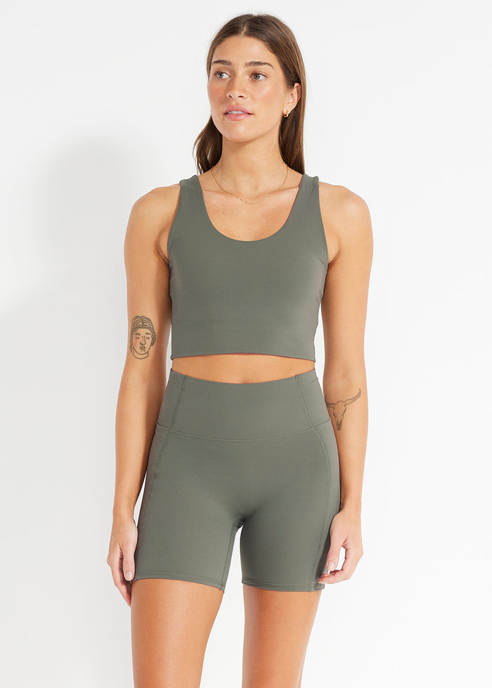 In Motion Side Pocket Short 14cm