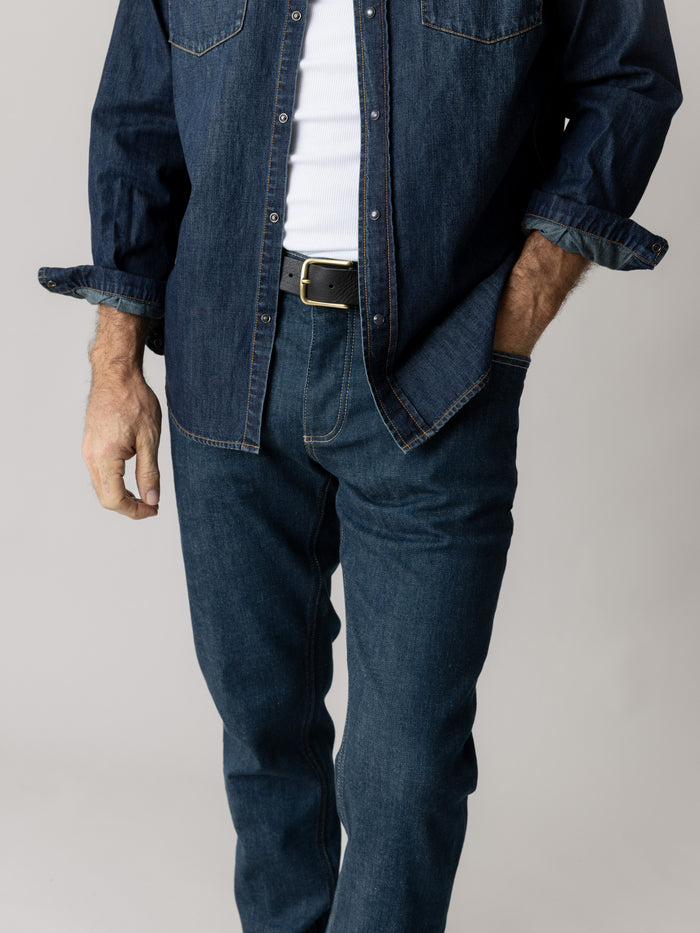 Modelshot / Blue Denim / Detail