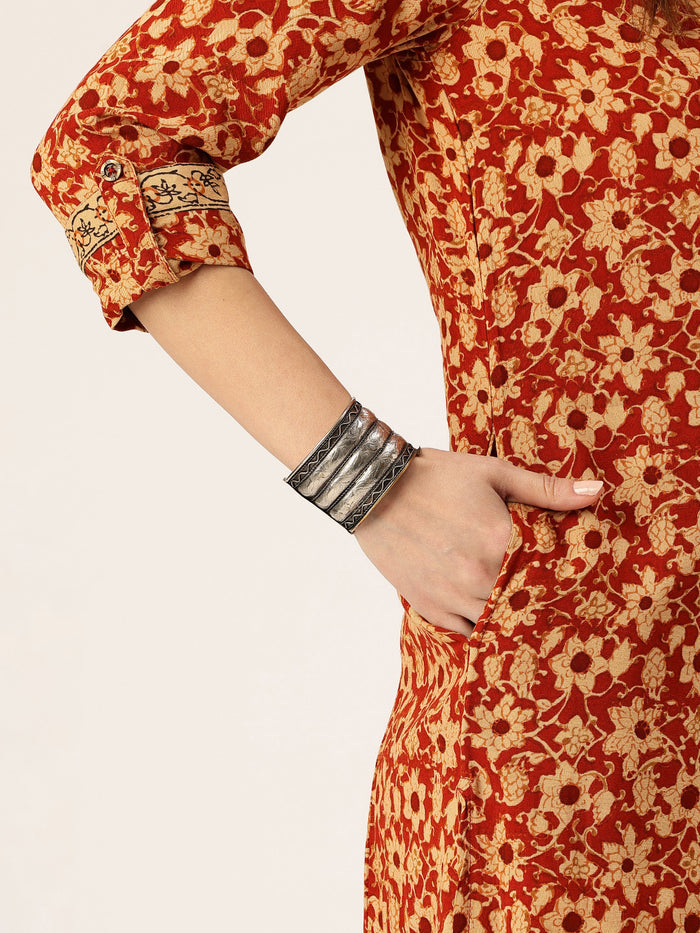 Red Floral Printed V-Neck Kurta, red kurta, kurtis, v neck kurta, A-line Kurta, A-line