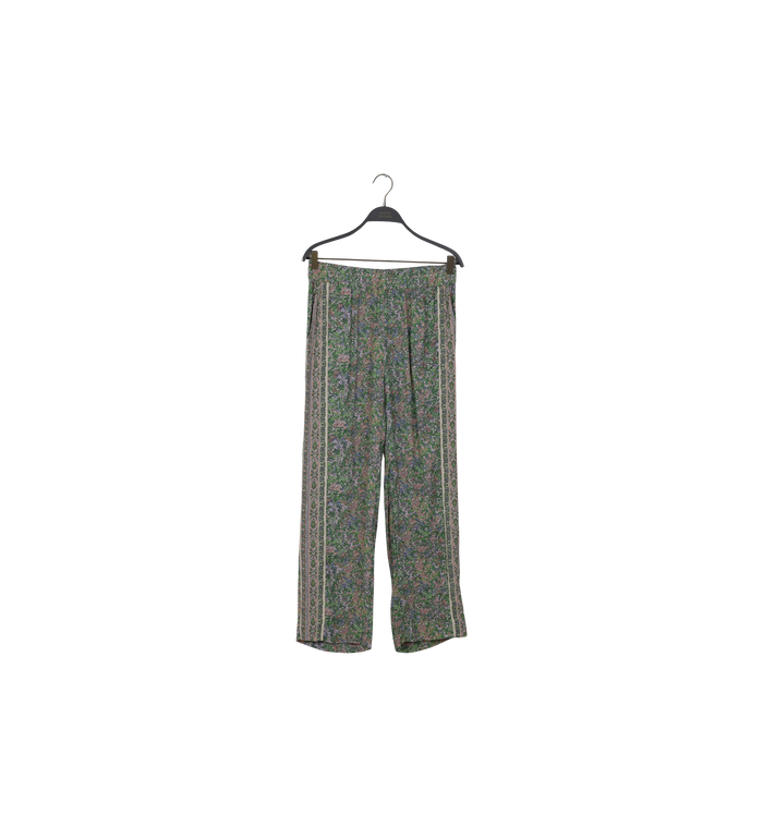 Packshot / Turf Green / ReLoved