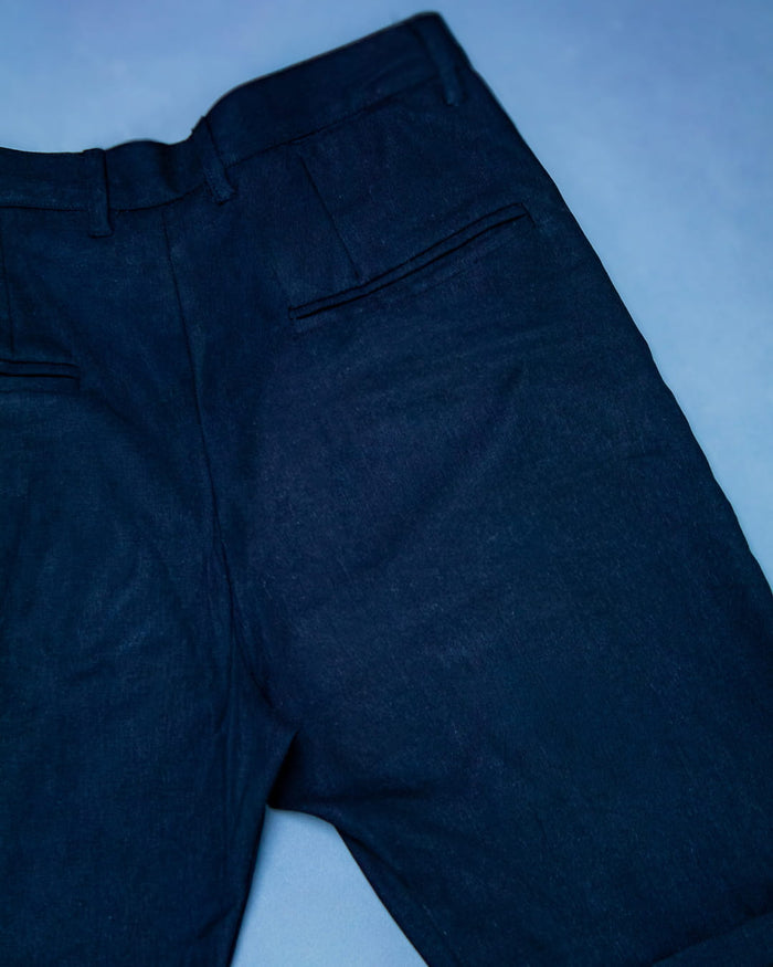 Short Noir Linen