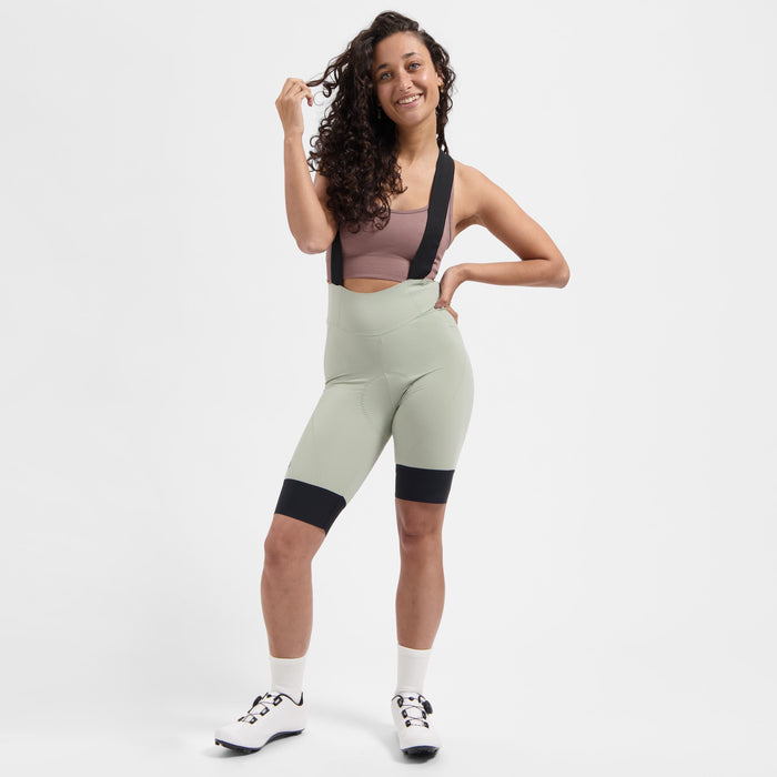 Rogelli Signature korte fietsbroek dames paguro gedragen totaalshot
