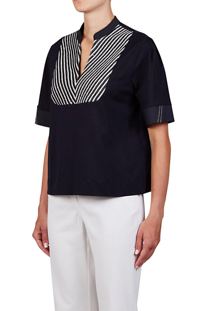 t-shirt donna blu con passamaneria blu e bianca