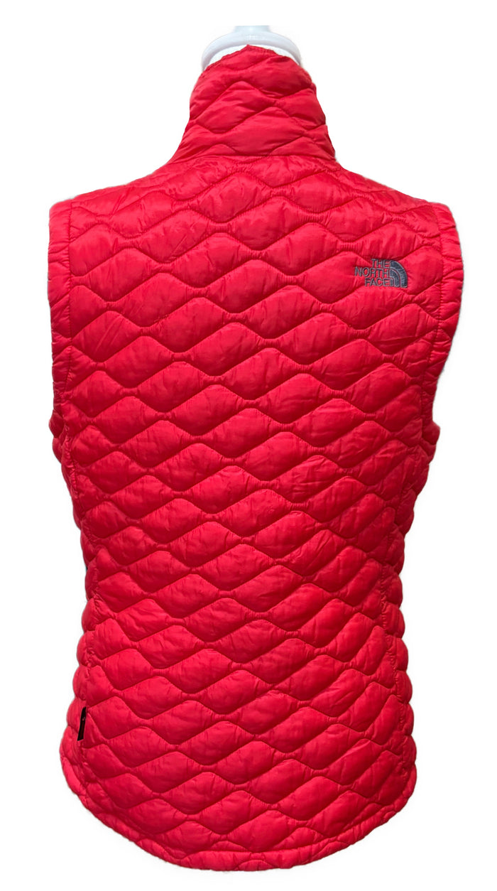 The North Face Women's Red Puffer Vest Size M MSP$160