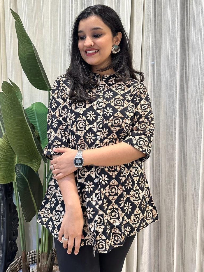 Weekend Rayon Short Kurta- Black Brown Jaal