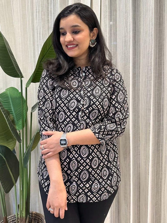 Weekend Rayon Short Kurta- Dark Ovals
