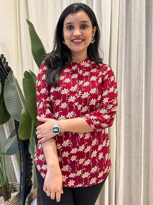 Weekend Rayon Short Kurta- Maroon Floral Jaal
