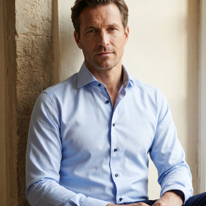 Yoga Twill Premium Stretch Shirt, worn — Emanuel Berg