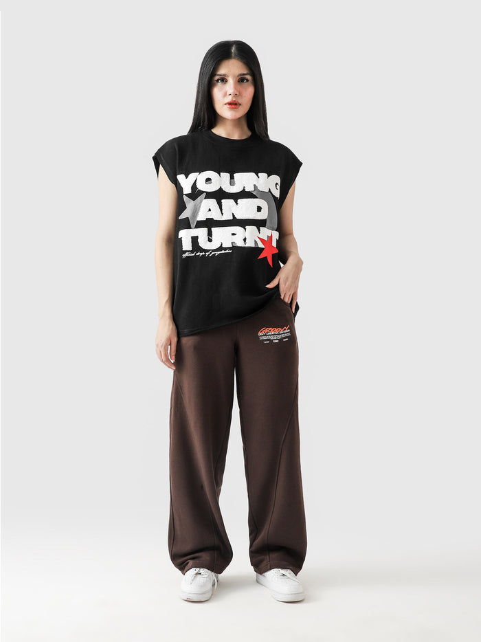 Young and Turnt Sando closeup bold GStudio graphic print front detail Pakistan – GROOVY